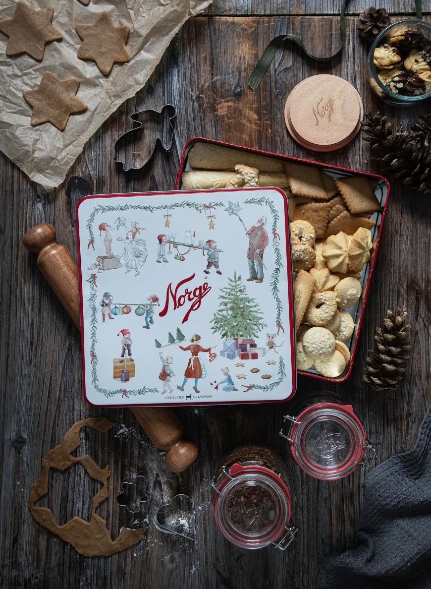 NORGESGLASSET KAKEBOKS FIRKANTET